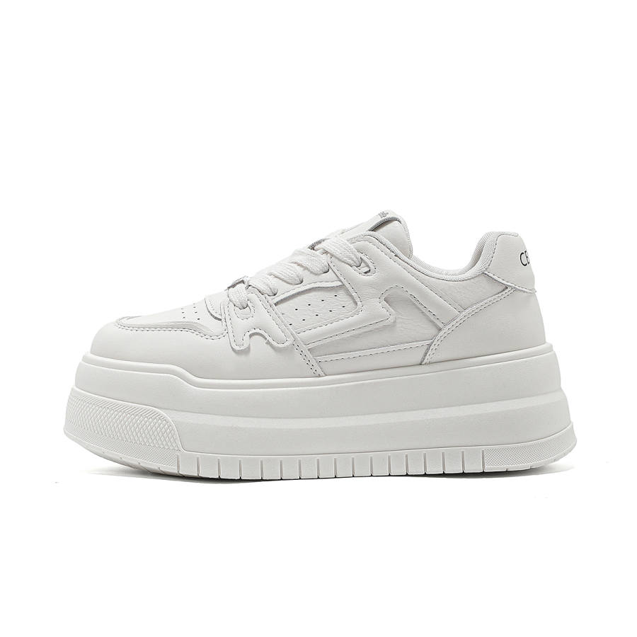 La Chapelle Platform Rebound Petite, Affordable Good Looking Students' Style, Outfit For Showcasing Small Feet