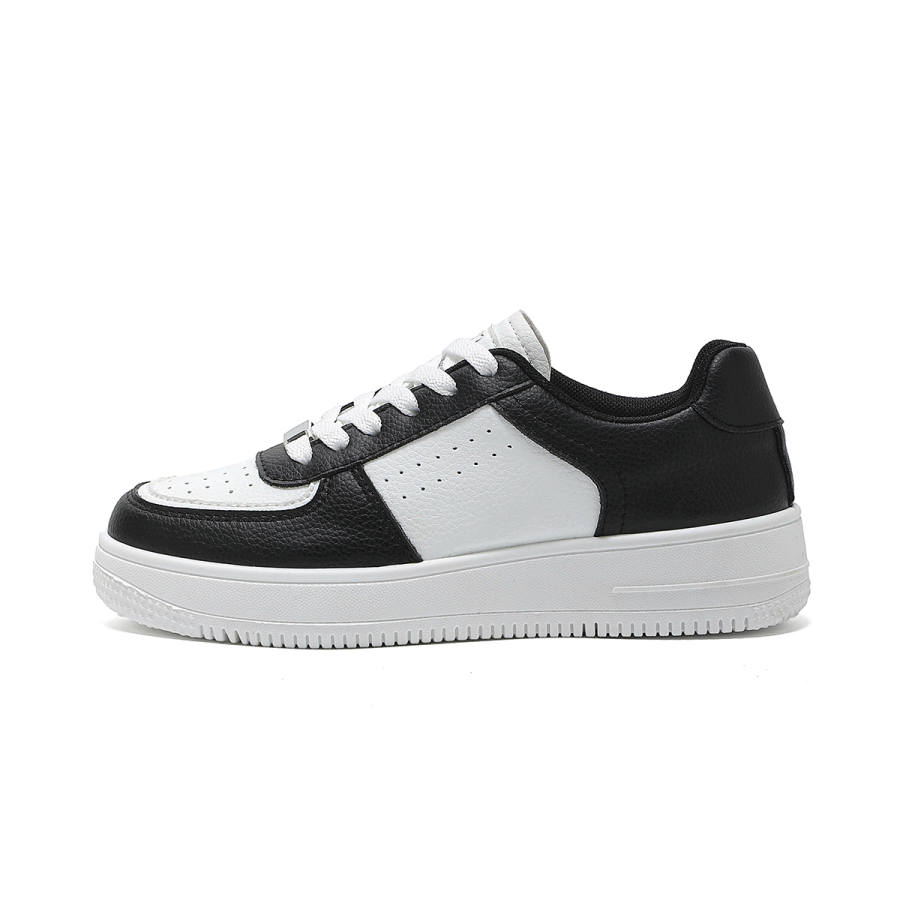 La Chapelle Abrasion Resistant Low Top Skateboard Shoes Women's Black White