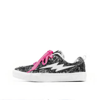 DONGMANGUSHI Abrasion Resistant Lightweight Breathable Low top Skateboard Shoes Unisex