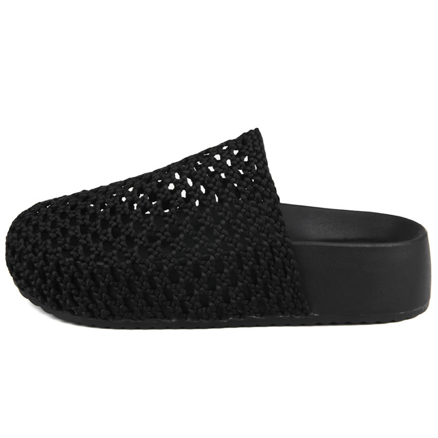 N6N8 Closed Toe Slippers Women's