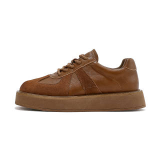 XI NUO WANG Cow Suede Low top Skateboard Shoes Women's