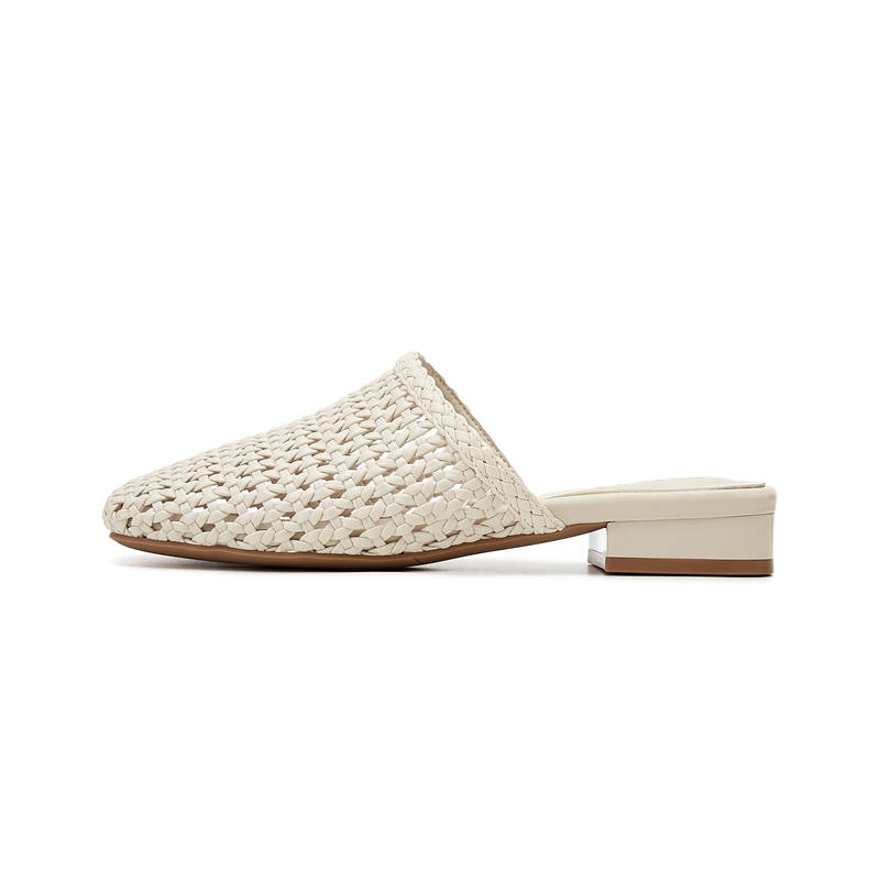 DAPHNE DAPHNE Quiet Closed Toe Slippers Women's