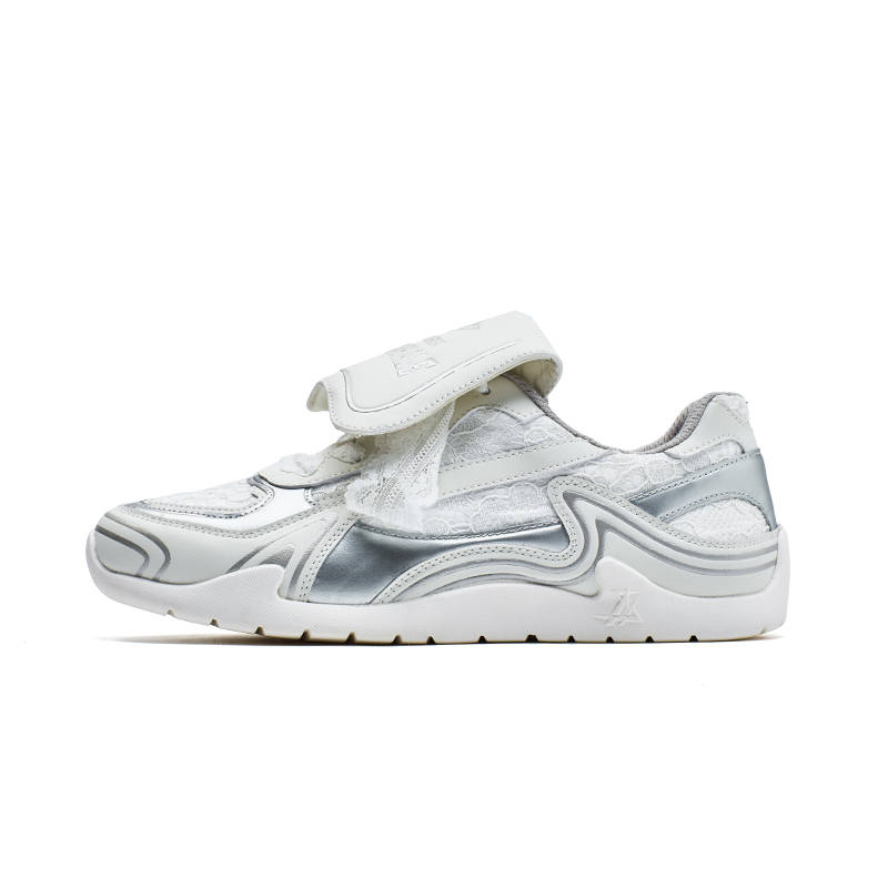 FAIRWHALE Low top Skateboard Shoes Women's