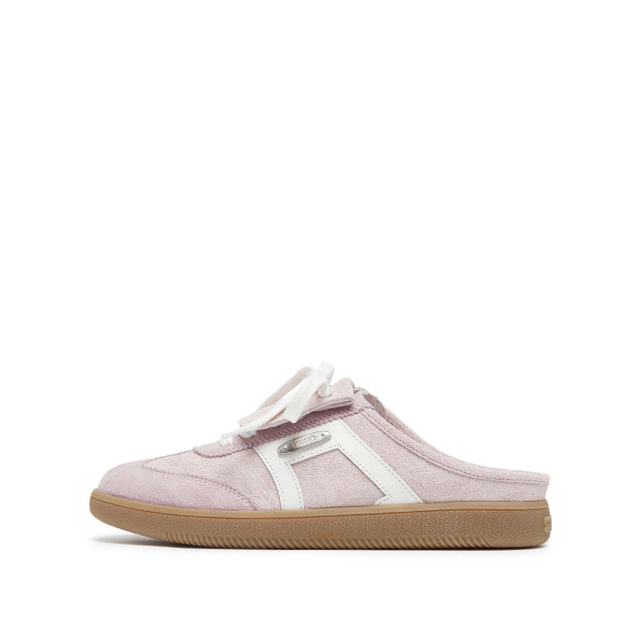 Staccato Slip Resistant Closed Toe Slippers Women's