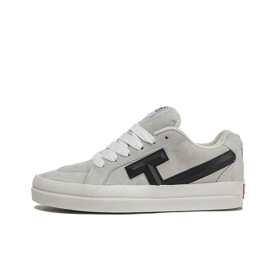 IEXX Fabric Slip Resistant Abrasion Resistant Balance Low top Skateboard Shoes Unisex Vintage Gray