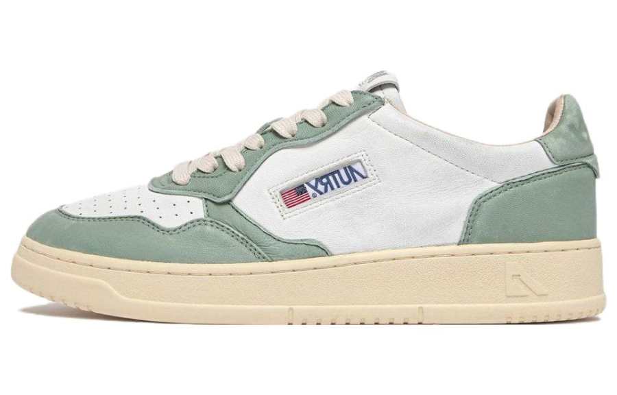 AUTRY AUTRY Medalist Leather Sneakers