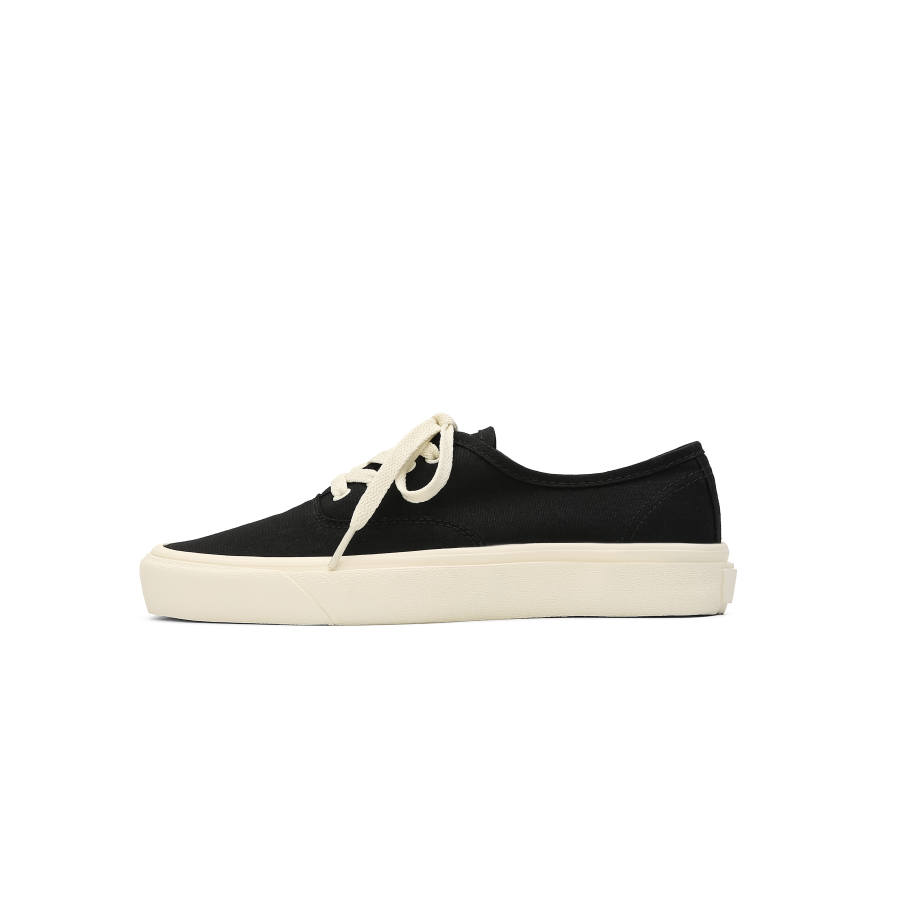 ATMAKEVO Canvas Low top Skateboard Shoes Women's