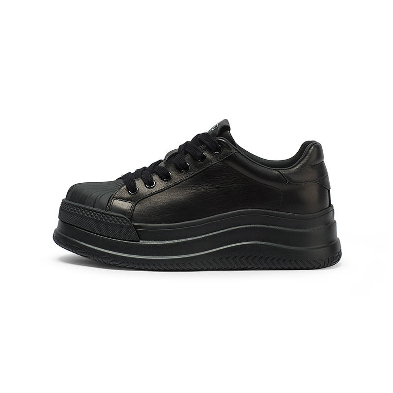 Coup De Foudre Cow Leather Low top Skateboard Shoes Women's
