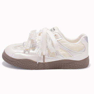 SNXR Slip Resistant Lightweight Non slip Lightweight Low top Skateboard Shoes Women's Beige