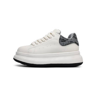 JIPOSEN Low top Skateboard Shoes Unisex Black Heel Color
