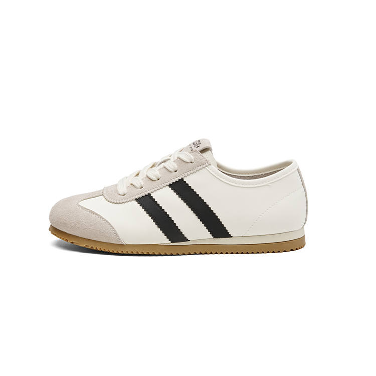ZGR Lightweight Low top Casual Shoes Women's Ecru