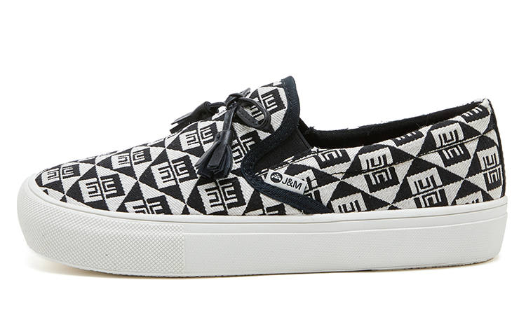 Joy&Mario Fabric Stylish Skateboarding Shoes Women's