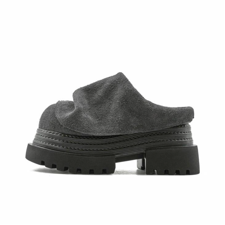 LIANGHUO Quiet Abrasion Resistant Slip Resistant Closed Toe Slippers Women's Gray
