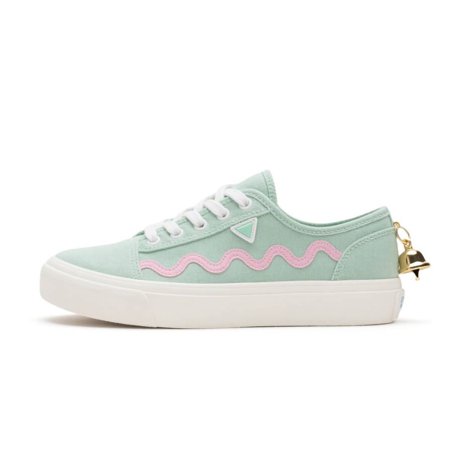 Nicolas.Li Low top Skateboard Shoes Women's Pink Cyan