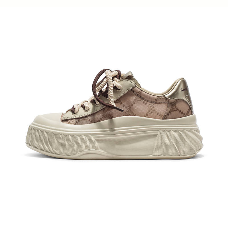 Coup De Foudre Low top Skateboard Shoes Women's