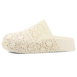 N6N8 Closed Toe Slippers Women's