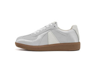 UNCLEWEN Slip Resistant, Abrasion Resistant, Lightweight Low top Skateboard Shoes Women's
