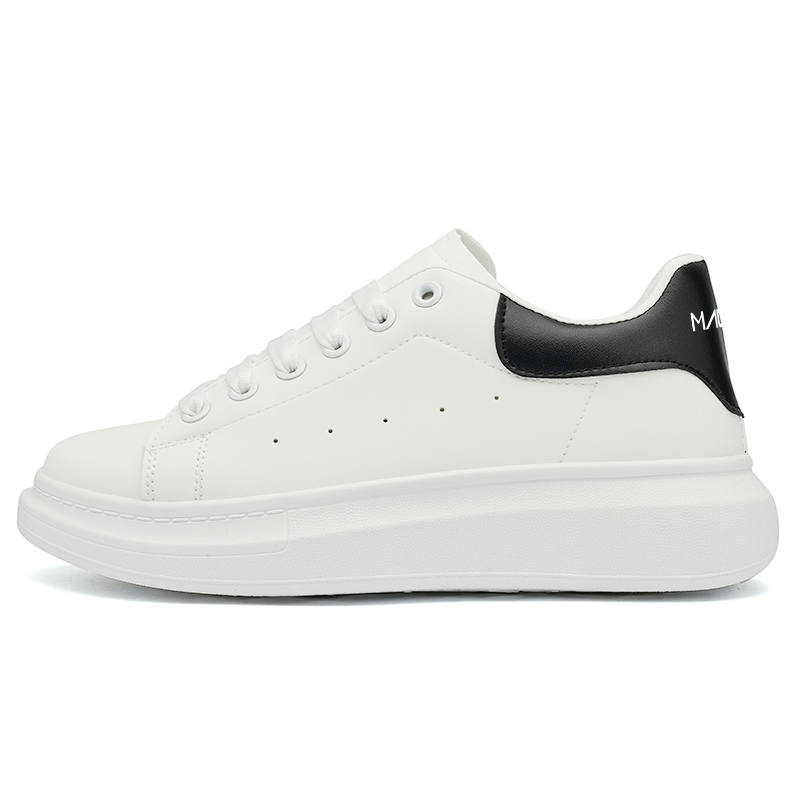 MAOQIXUN Synthetic Leather Low top Skateboard Shoes Unisex White
