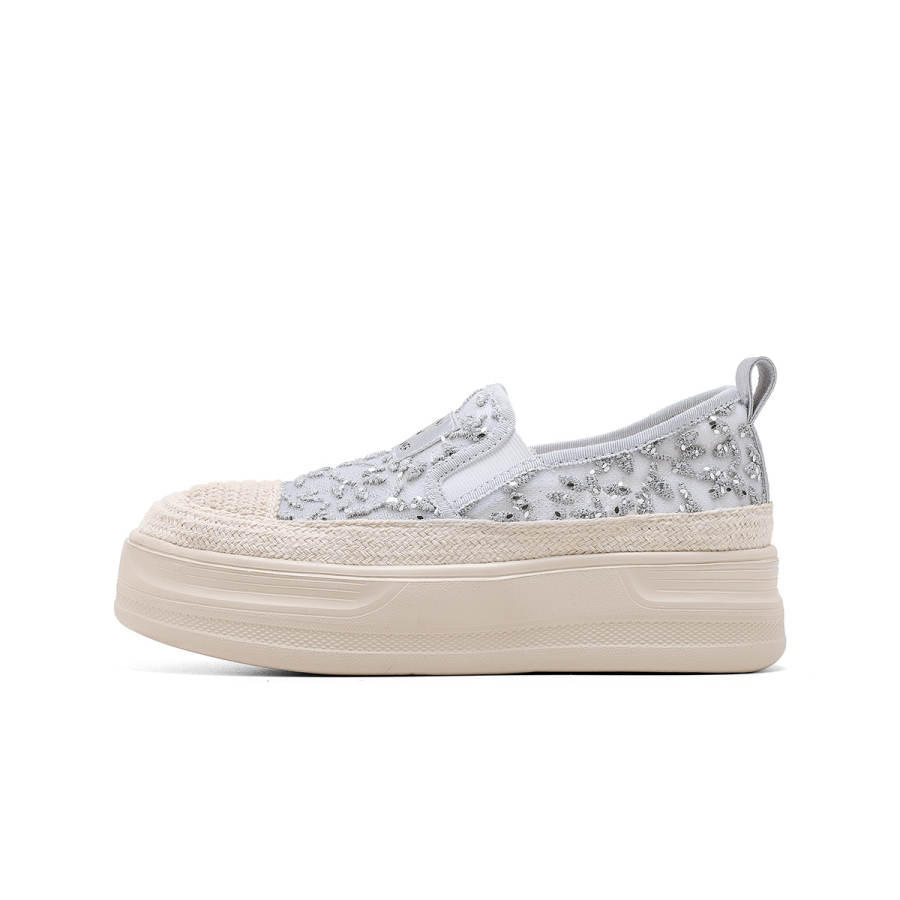 C°BANNER Casual Shoes Women's Low Top