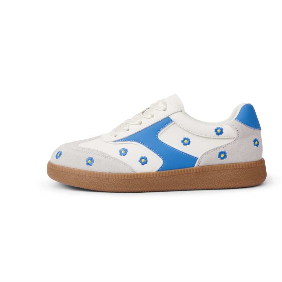 TOOMANYSHOES Small Daisy Skateboard Shoes Women's