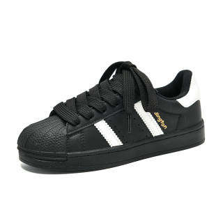 Paddington Bears Synthetic Leather Height Increasing Low top Skateboard Shoes Unisex