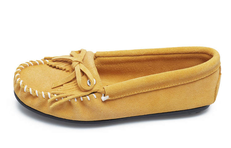 MINNETONKA Women's Casual Shoes Women's Low Top Yellow