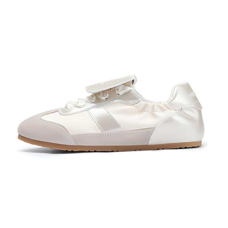 TOOMANYSHOES Camellia Low top German Army Trainers Women's