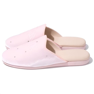 SILKY MIRACLE Closed Toe Slippers Women's Light Pink
