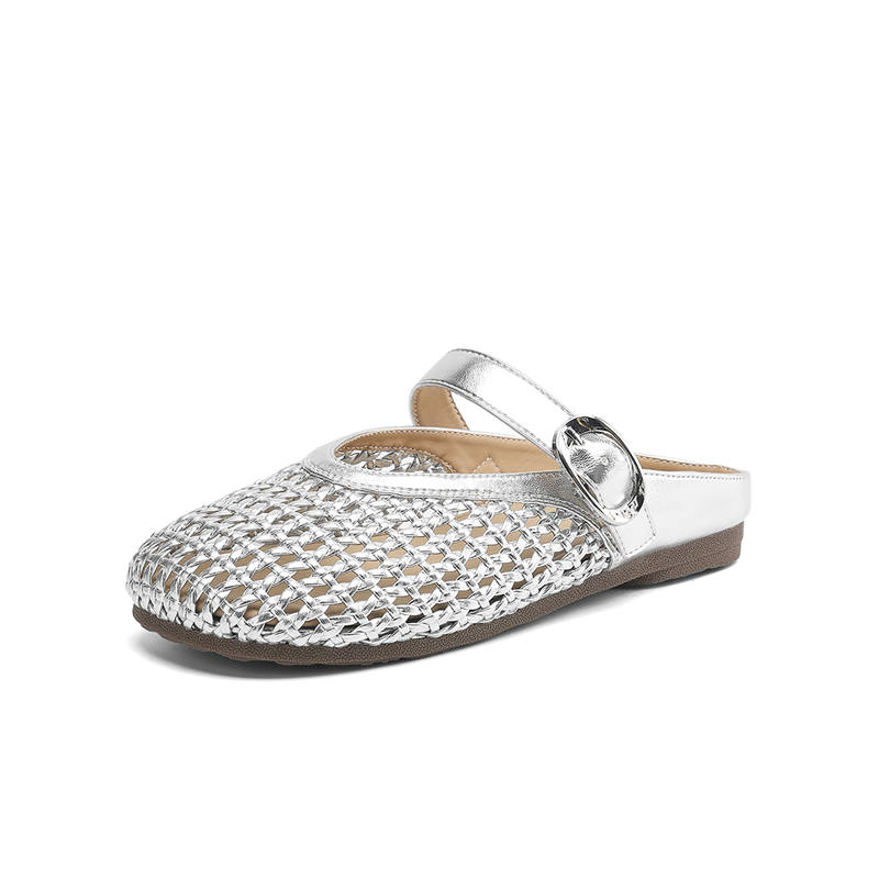DAPHNE DAPHNE Quiet Closed Toe Slippers Women's