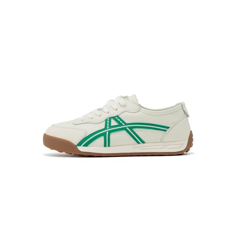 AOKANG Skateboard Shoes Women's White