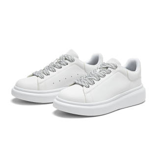 DUOZOULU Sensory Shoes Microfiber Leather Low top Skateboard Shoes Unisex