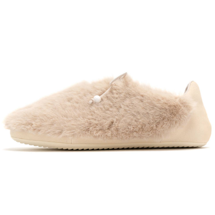 FOOT INDUSTRY Low top Casual Shoes Women's