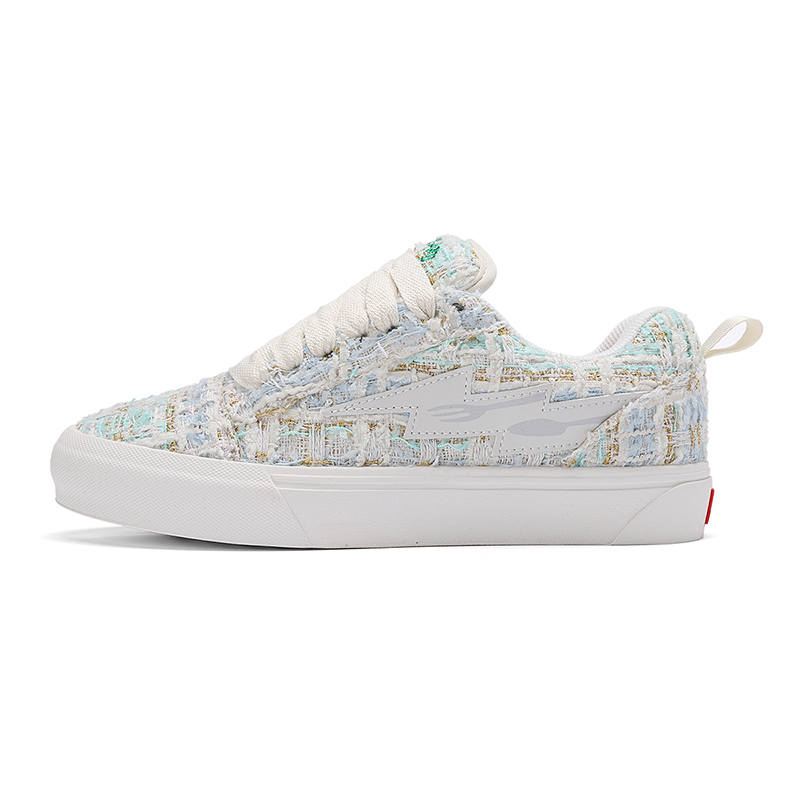 XIBUGONGYANG Puffy Shoes Low top Skateboard Shoes Unisex