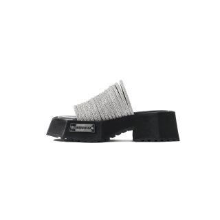 VINYVIOLA Rubber Sole Slip Resistant Slide Slippers Women's Silver