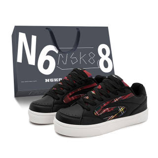 N6K8 Slip Resistant Abrasion Resistant Slip Resistant Abrasion Resistant Low top Skateboard Shoes Unisex
