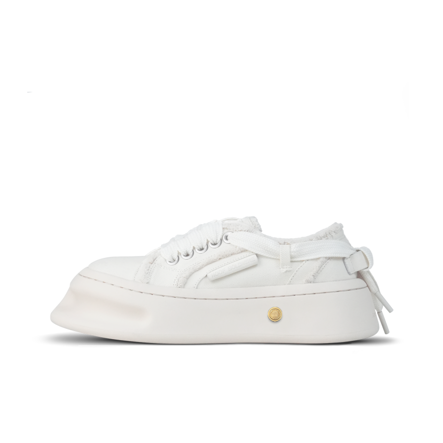 HOOF GOLDMINE 24SSHOOF | 'White Calla Lily' Low top Canvas Shoes Unisex White