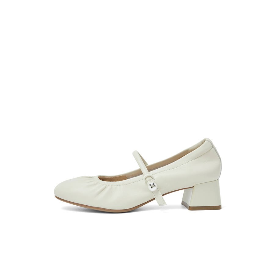 COMELY Mary Jane Shoes Women's White/Apricot