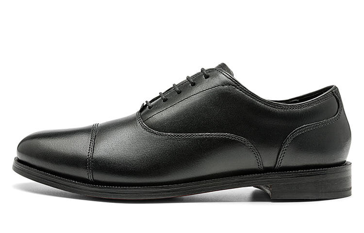 Clarks Dress Shoes Men's Low Top Black