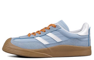WENPU Lightweight, Breathable, And Slip Resistant Low top Skateboard Shoes Women's