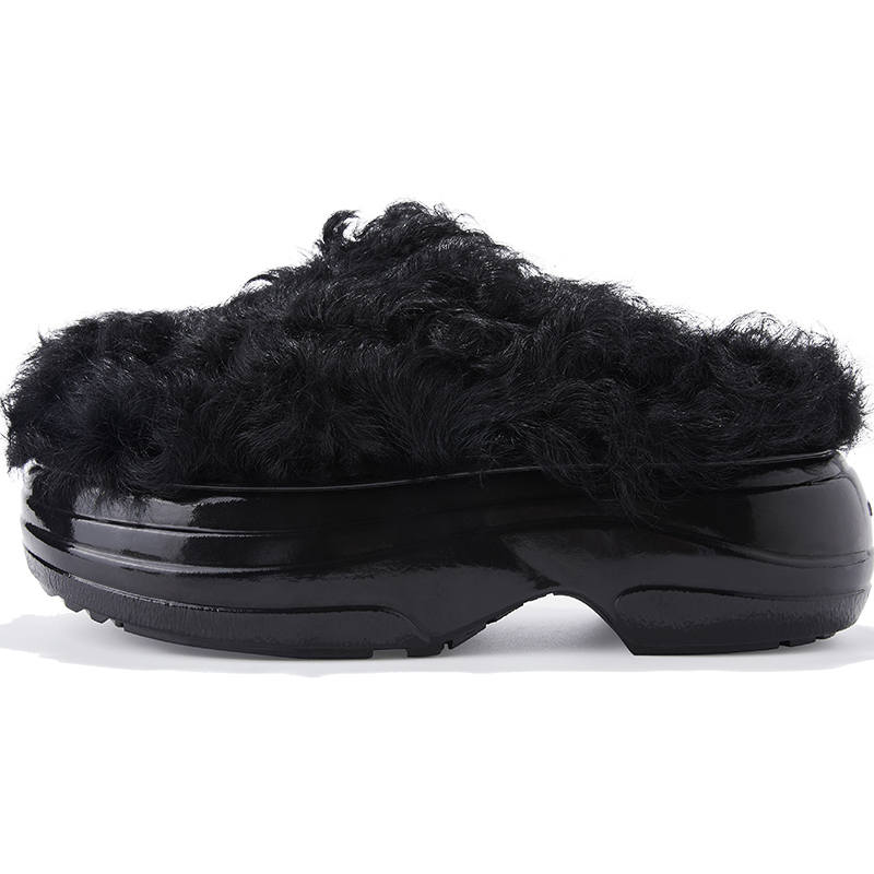 BLOCCO5 BLOCCO5 Closed Toe Slippers Unisex Black