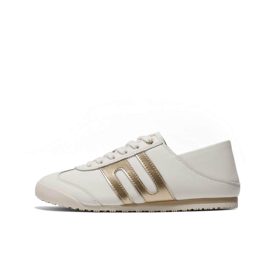 BELLE Low top Casual Shoes Women's