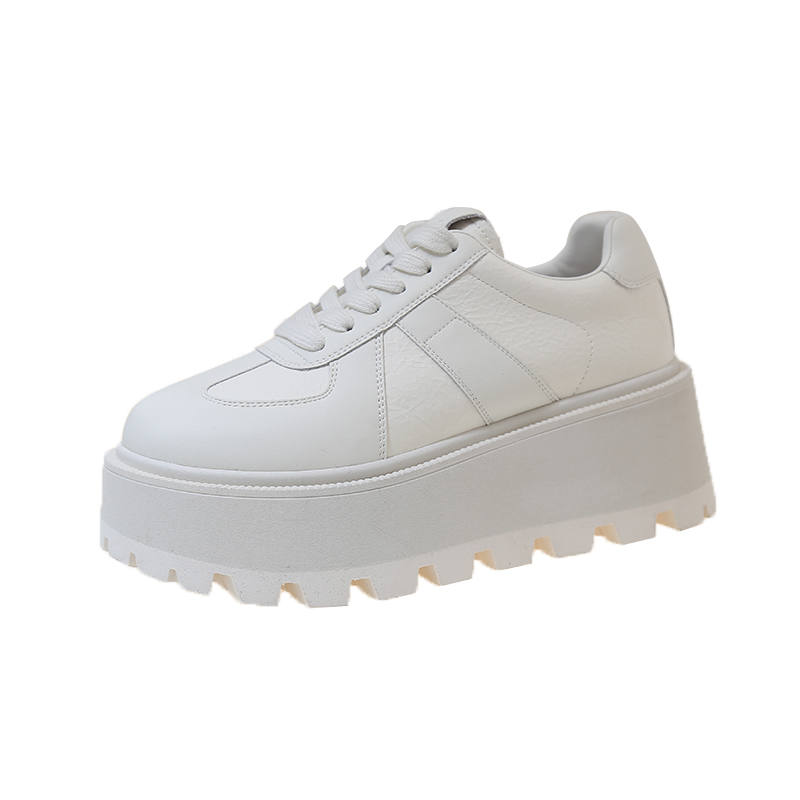 Xingdiman Pu Abrasion Resistant Abrasion Resistant Low top Casual Shoes Women's Ecru