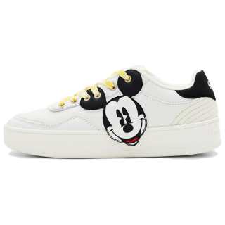 Desigual Leather Low top Skateboard Shoes Women's White