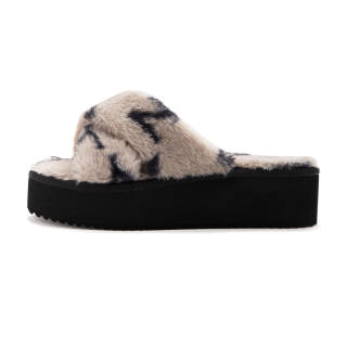 BOREE Quiet Slip Resistant Quiet Slip Resistant Slide Slippers Women's Light Khaki
