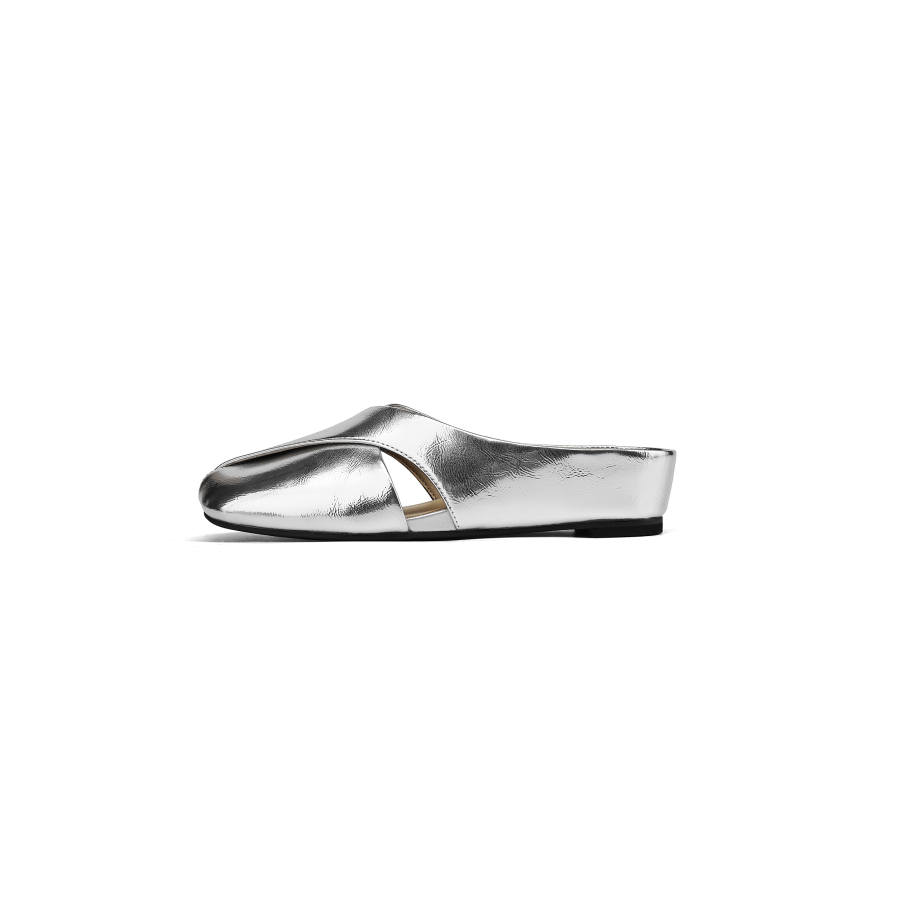 DAPHNE DAPHNE Quiet Closed Toe Slippers Women's