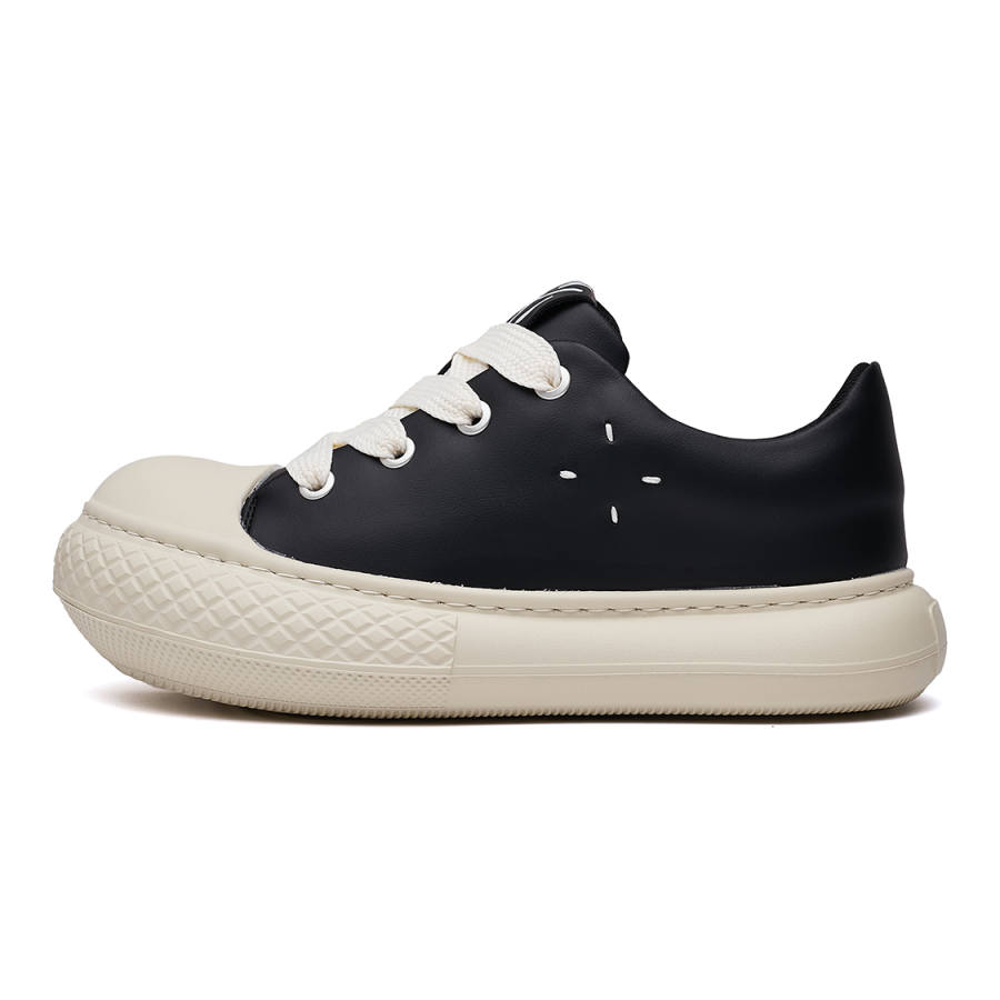 HUITE Synthetic Leather Low top Skateboard Shoes Unisex Black