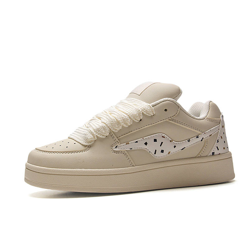 STUR YSN Wear resistant And Lightweight Low top Skateboard Shoes Women's Ecru