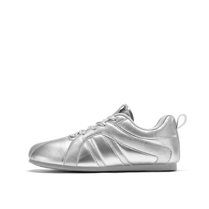 DAPHNE DAPHNE Low top Skateboard Shoes Women's Silver