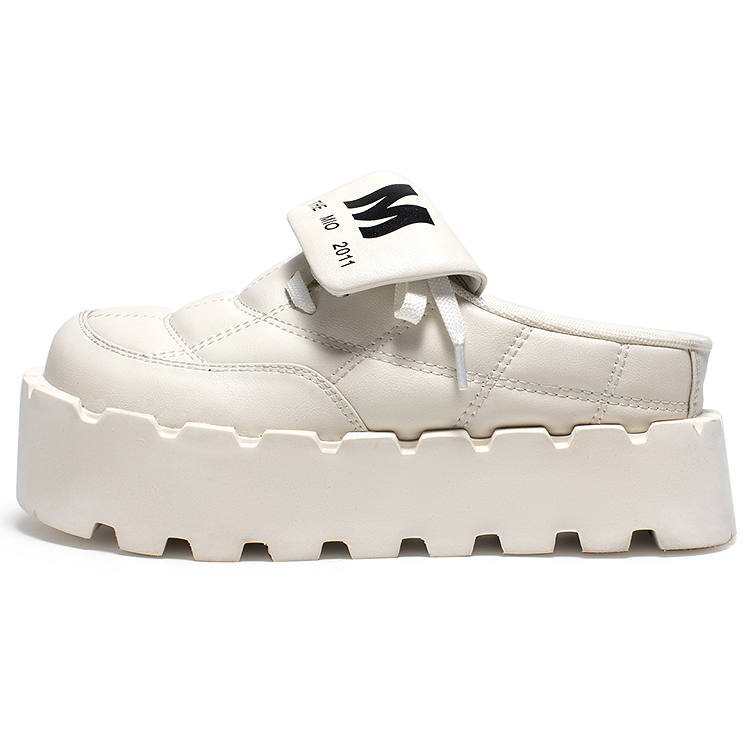 MIO MIO Closed Toe Slippers Women's