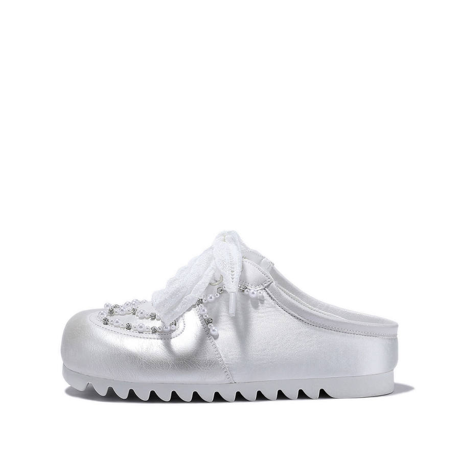 SELAIYA Closed Toe Slippers Women's Silver